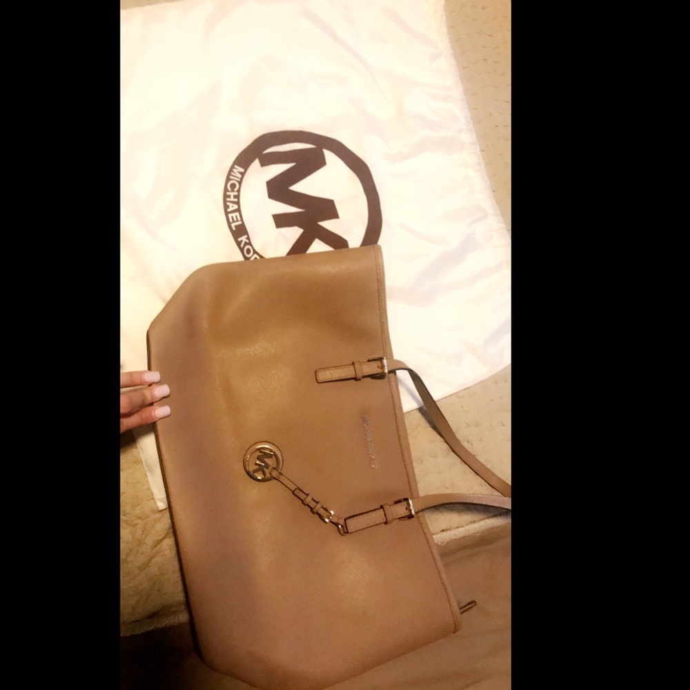 Michael Kors Tote